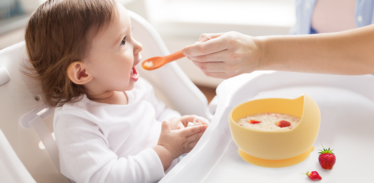 HRAVÝ DETSKÝ RIAD, S KTORÝM BUDE PAPANIE ZÁBAVA