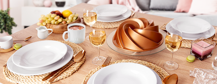 NADČASOVÝ PORCELÁN MONA