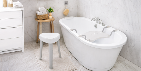 ISTOTA A BEZPEČIE V KÚPEĽNI