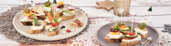 Slávnostná tabuľa dotvára kúzlo Vianoc.