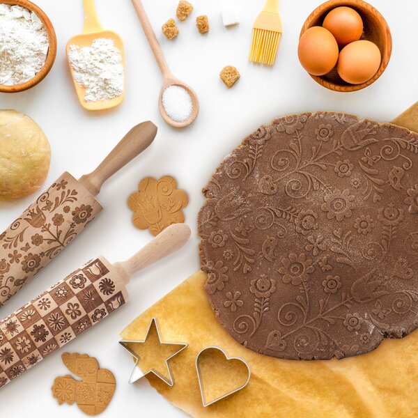 Valček na cesto Kvietky d. 20 cm