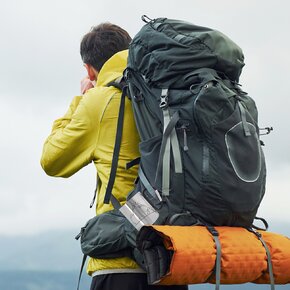 Hrnček s karabínou 0,35 l hory