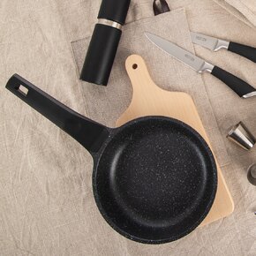 Panvica GRANDE pr. 18 cm