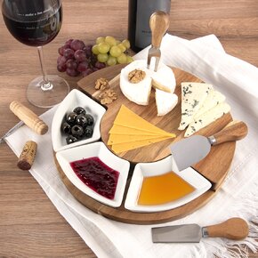 Doska na krájanie s krájačmi na syr a miskami pr. 28 cm