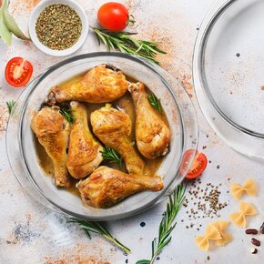 Pekáč s poklopom pr. 23 cm