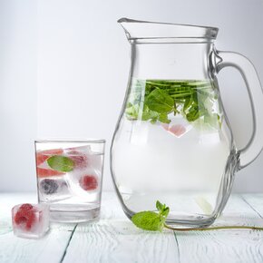 Forma na ľad s viečkom