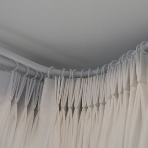 Záclonový krúžok