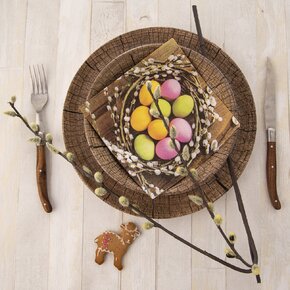 Servírovací obrúsky vajíčka v hniezde